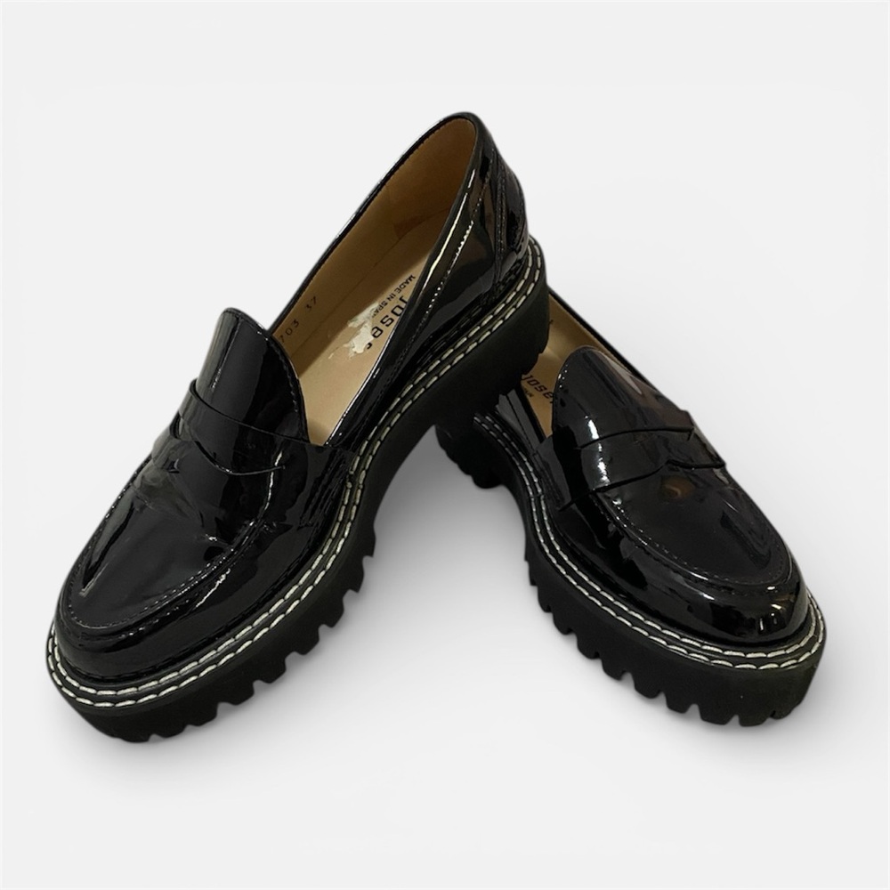 Jon Josef Loafers Size 6.5-7 (US)